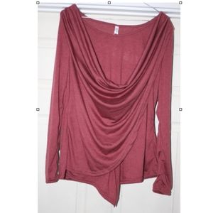 Heathered Pointed Hem Draped Overlap T-shirt